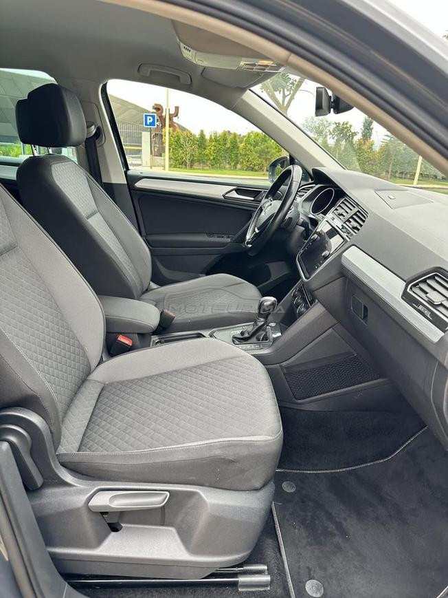 VW Tiguan en cours de dédouanement 