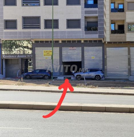 Magasins commerciaux, emplacement stratégique sur la RN 6 - 2