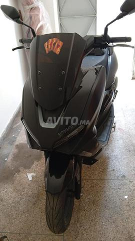 Scooter VMAX 125 cc – Comme neuf - 2