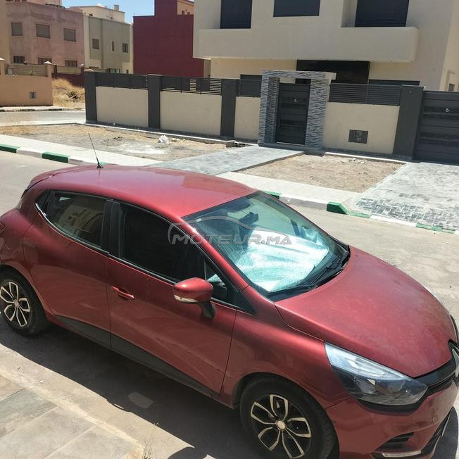 Clio essence très bonne état 