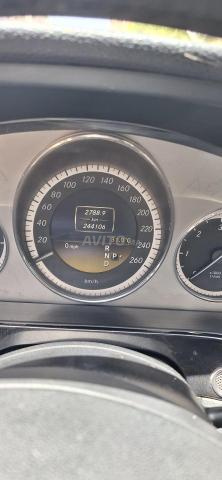 مرسيدس E220