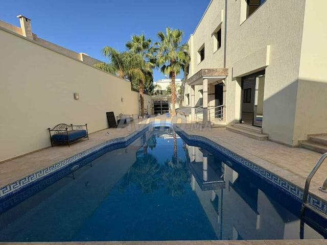 Appartement et piscine privée à louer à Marrakech