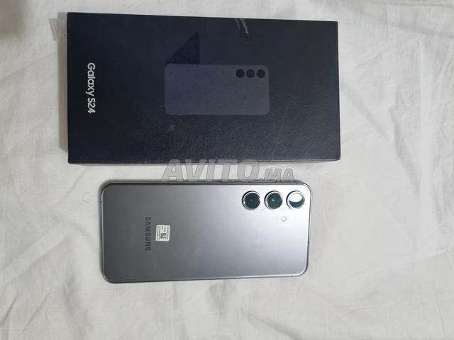 Samsung S24 - 2