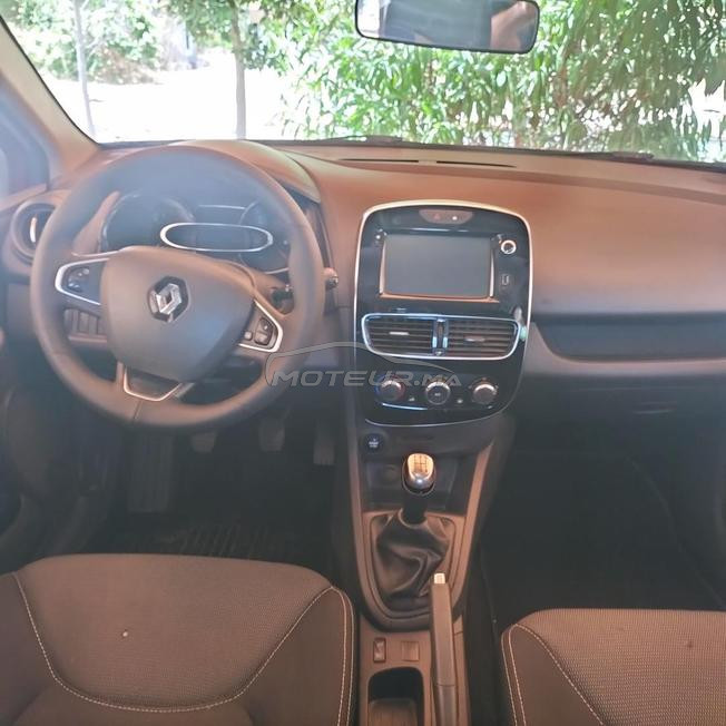 Clio essence très bonne état 