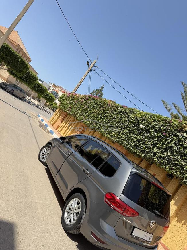 Volkswagen Touran 7 place 2017 dd 2022