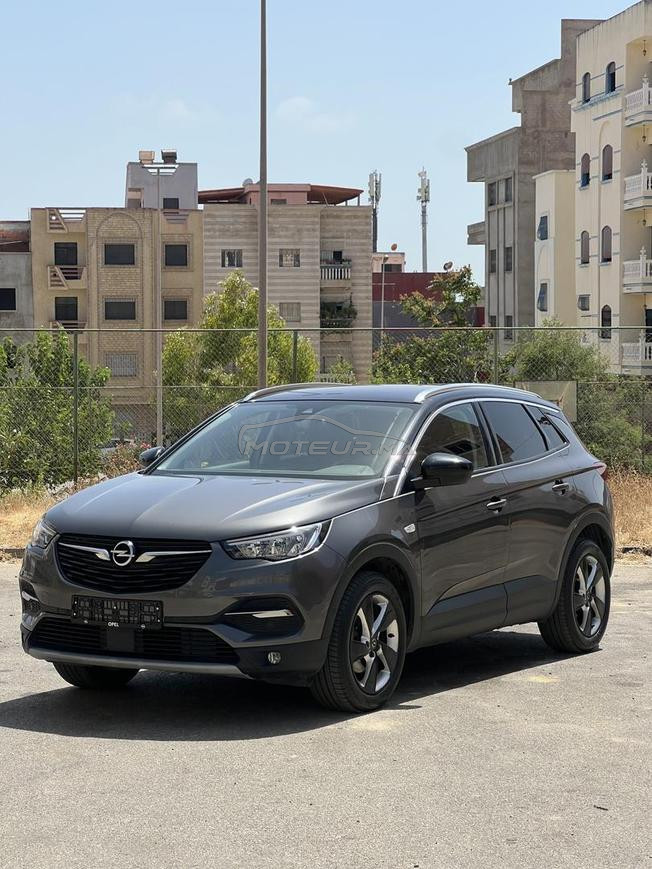 OPEL GRANDLAND X