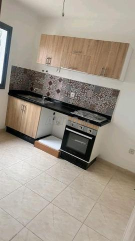 Appartement à louer 80 m² à Temara