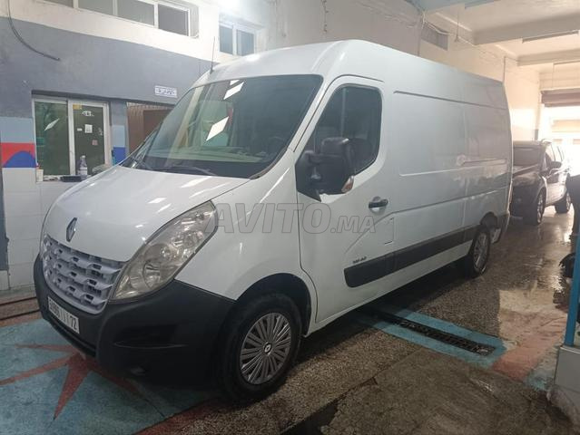 Renault Master H2L2 à Fès - 2