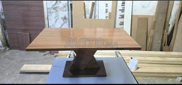 Table moderne - 2