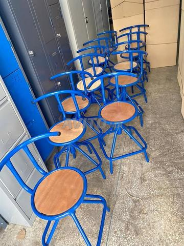Tabouret semi métallique en stock