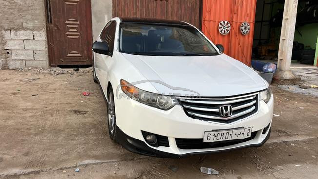 Honda Accord Essence Automatique 2010 à Laâyoune