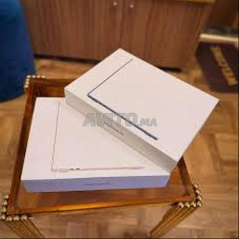 NEUF MACBOOK AIR 15 M4 16RAM 256G / j'ai un magasin