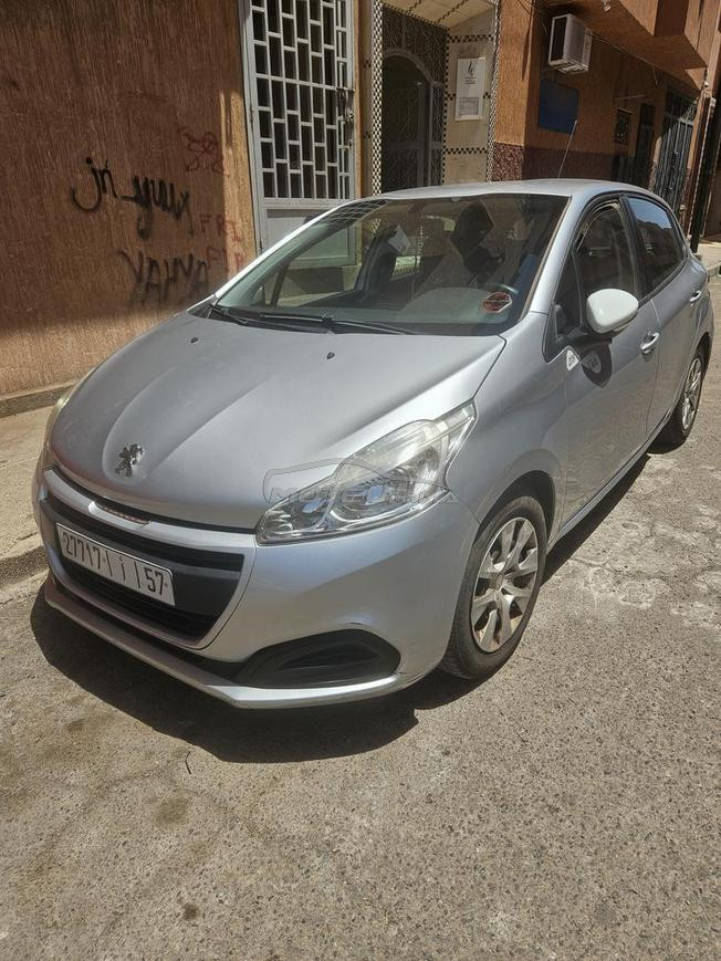 208 diesel parfait état