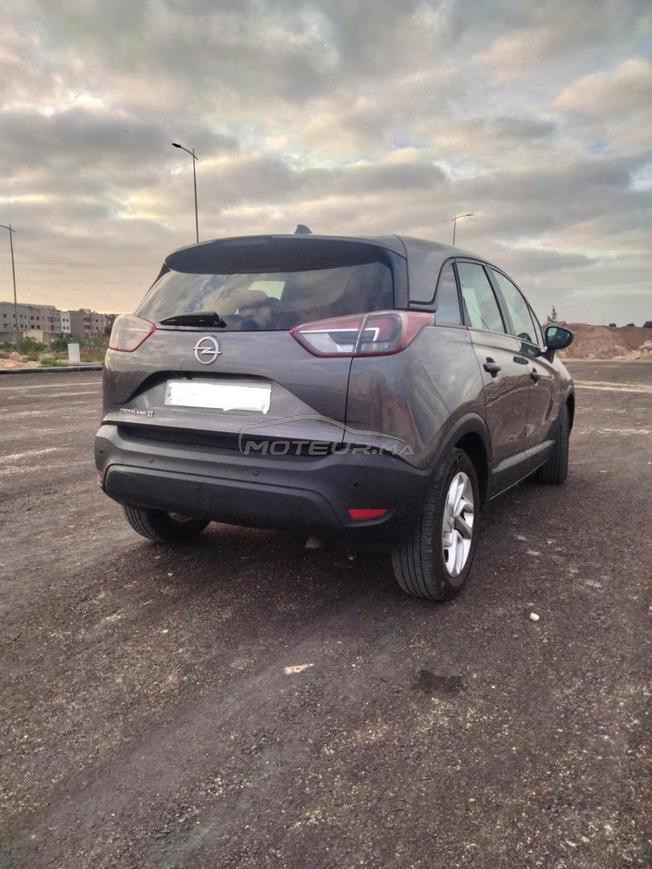 Opel crosland 