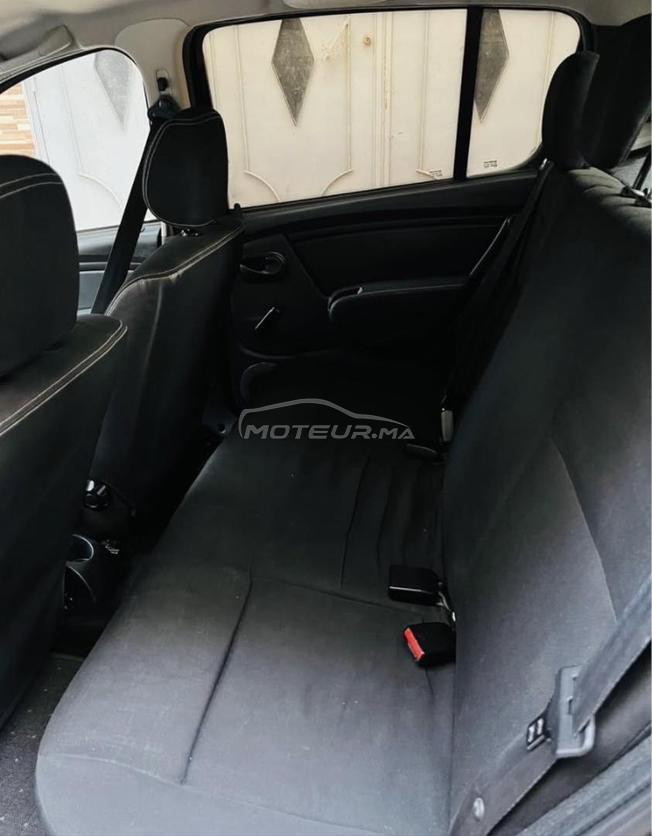 Dacia Sandero model 2011