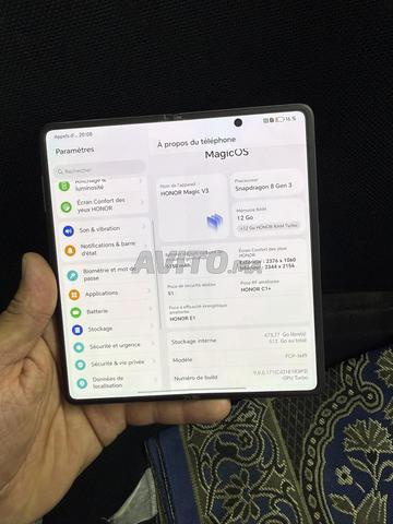 Honor Magic V3 - 2