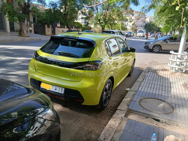 PEUGEOT 208 STYLE