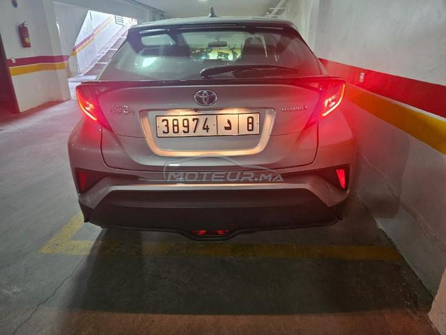 TOYOTA C-HR en bonne etat 