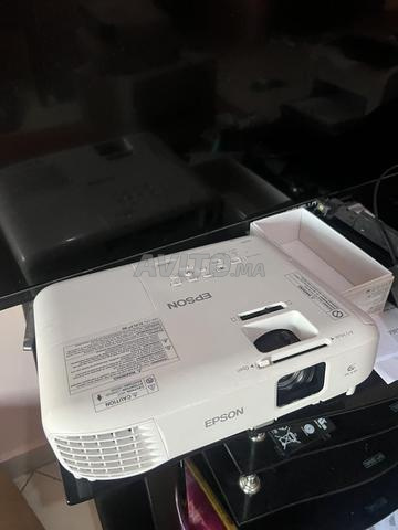 Vidéoprojecteur Epson EB S05 - 2