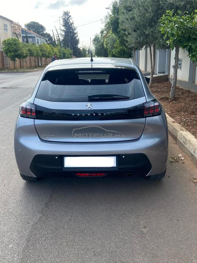 Peugeot  208