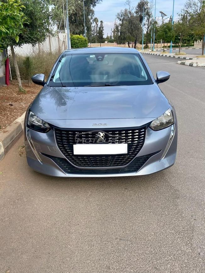Peugeot  208