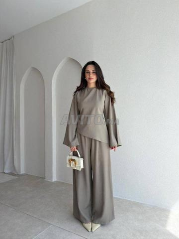 Superbe ensemble femme tops disponible. - 2