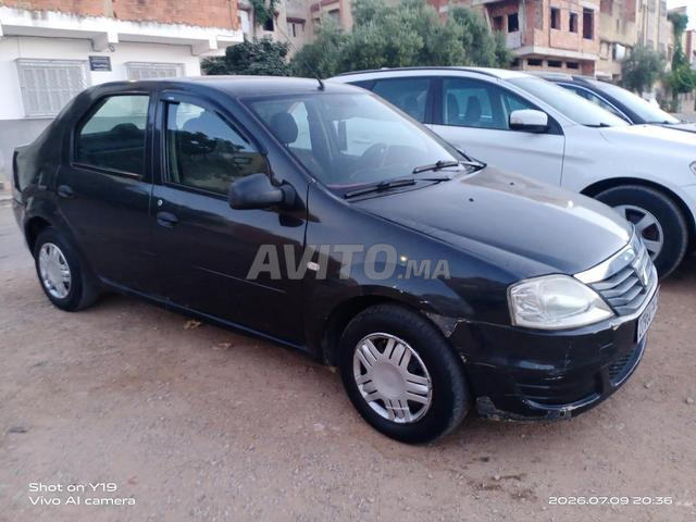 Dacia Logan Diesel Manuelle 2010 à Meknès - 2