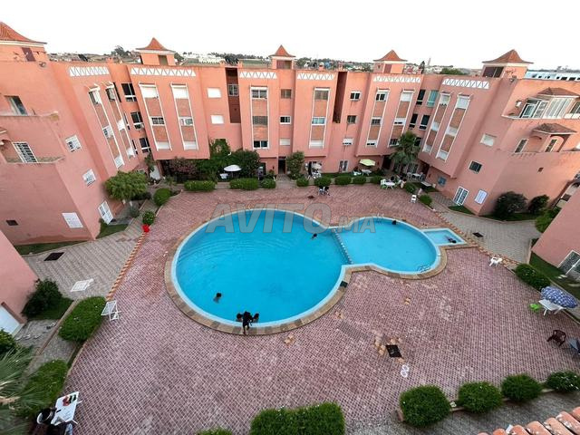 Appt 2 ch, piscine - parking privé - familles