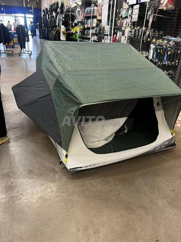 Tente de toit de voiture