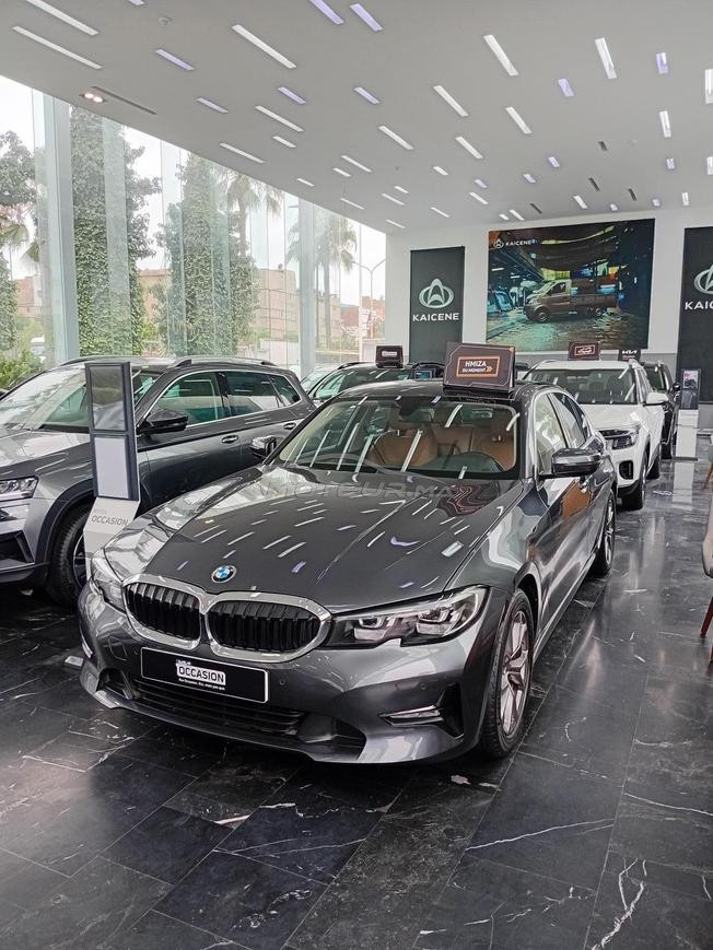 BMW SERIE 3 318d Lounge BVA 150ch