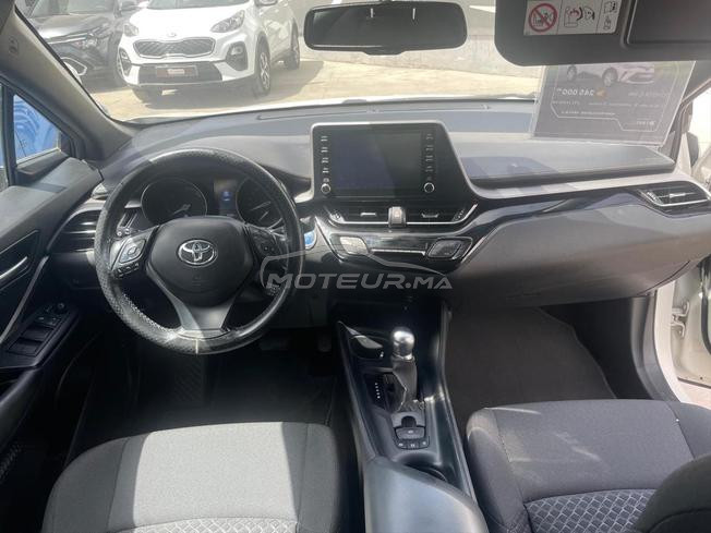 toyota c-hr distinctive 2WD CVT