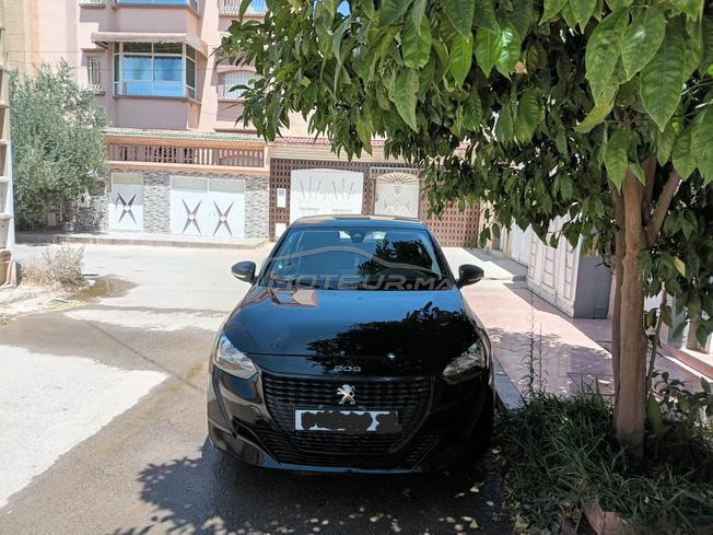 Peugeot 208 Essence Manuelle 2022 à Oujda