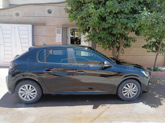 Peugeot 208 Essence Manuelle 2022 à Oujda