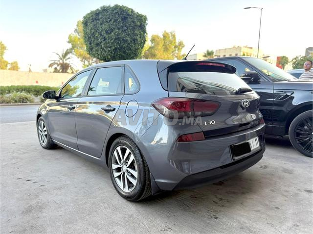 هيونداي i30 ديزل أوتوماتيكية - 2