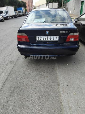 BMW Série 5 état neuf - 2