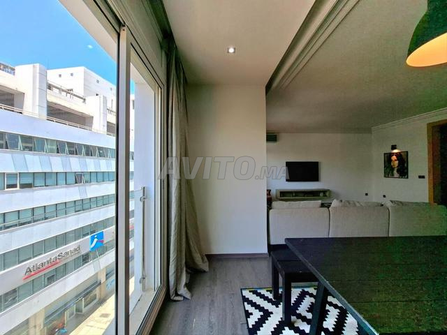 Grand Appartement à louer 3 Chambres - Racine - 2