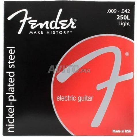 Fender أوتار جيتار كهربائي 9-42