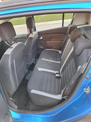 Voiture bien entretenue - 2