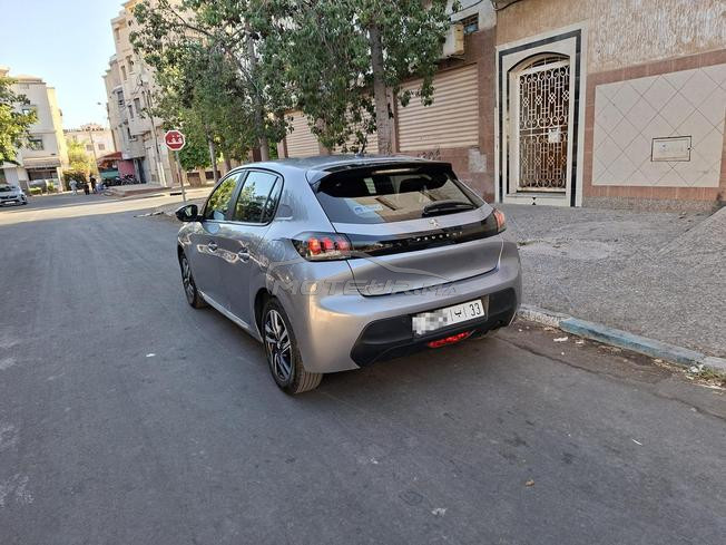 Peugeot 208 style Diesel Manuelle sans adbleu 2023