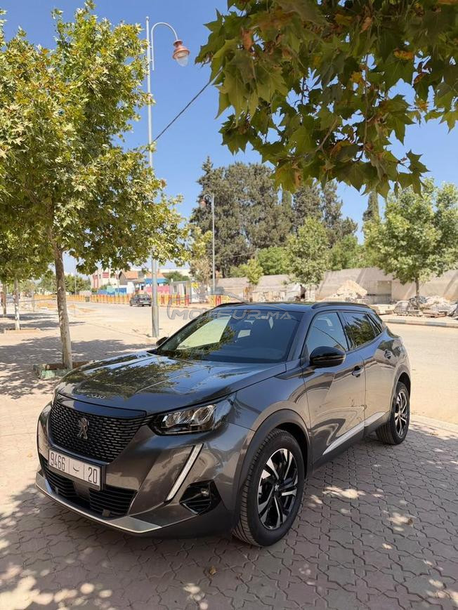 Peugeot 2008 premier Main 