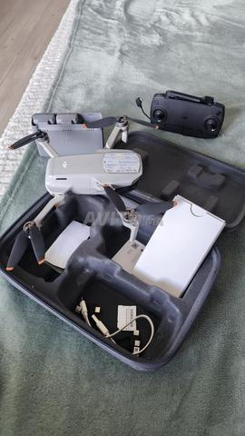 درون DJI Mini SE Fly More Combo