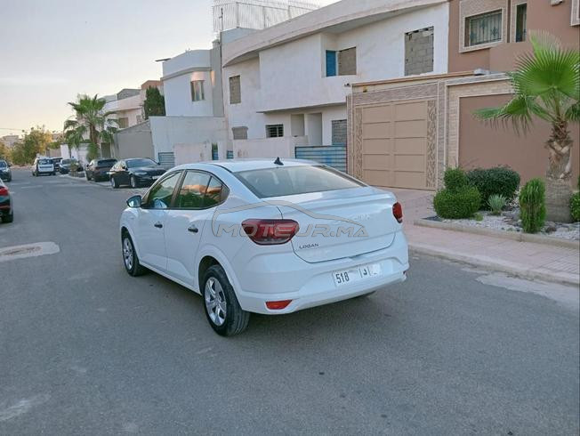 Dacia Logan Essence Automatique 2025 à Laâyoune