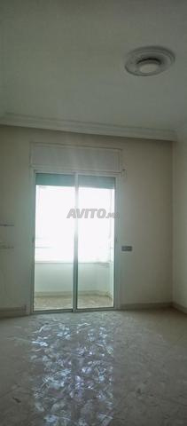 Grand appartement à vendre dans le quartier Al Wifak, Témara - 2