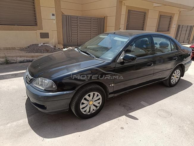 Toyota Avensis essence 