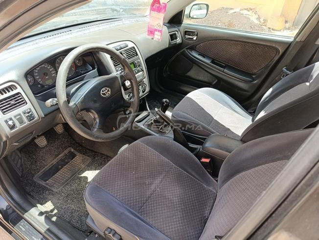 Toyota Avensis essence 