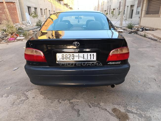 Toyota Avensis essence 