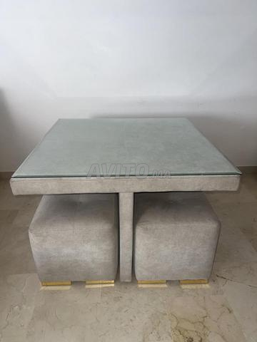 Table basse et pouffes - 2