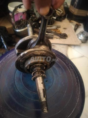 Bonjour, je cherche comme cette machine Honda 125. - 2