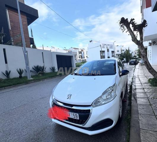 Peugeot 208 Like Diesel - Très bon état