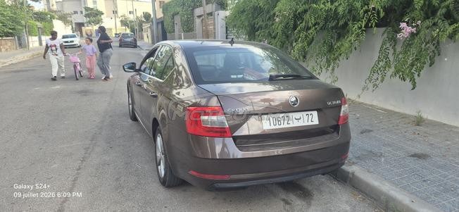 vente voiture Skoda octavia en très bonne état 